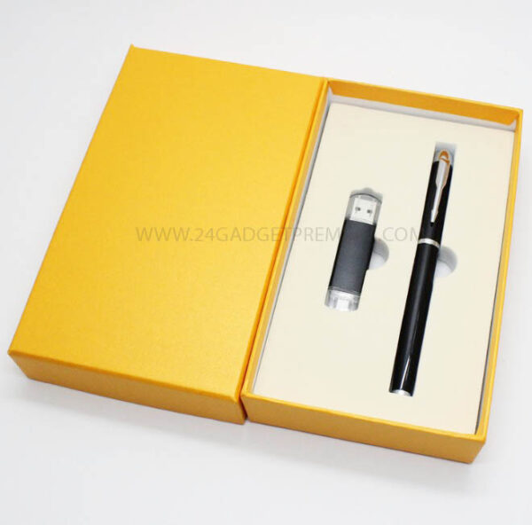 Gift Set พรีเมี่ยม Set 2 ชิ้น (แฟลชไดร์ฟ+ปากกา)