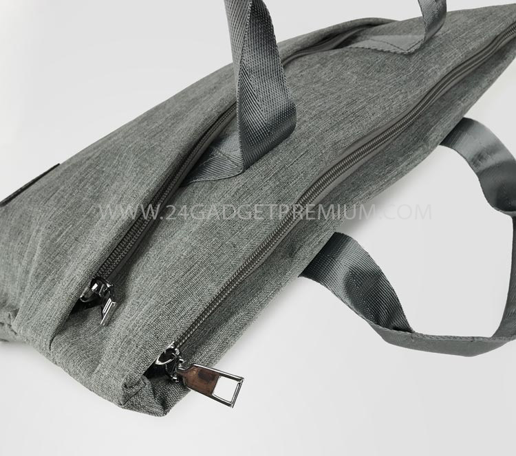 กระเป๋าใส่คอม กระเป๋าโน๊ตบุ๊ค 14.5 นิ้ว สกรีนโลโก้ฟรี รับผลิตกระเป๋าพรีเมี่ยม  ของที่ระลึก